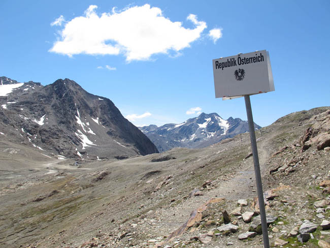 Grenzschild Österreich-Italien