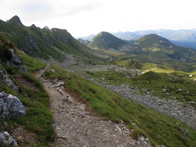 Pfad von Tita Secchi Richtung Rifugio Bazzena